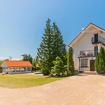 Bryza Z Sauna & Z Kominkami Apartamento