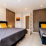 Bryza Z Sauna & Z Kominkami Appartement Jantar