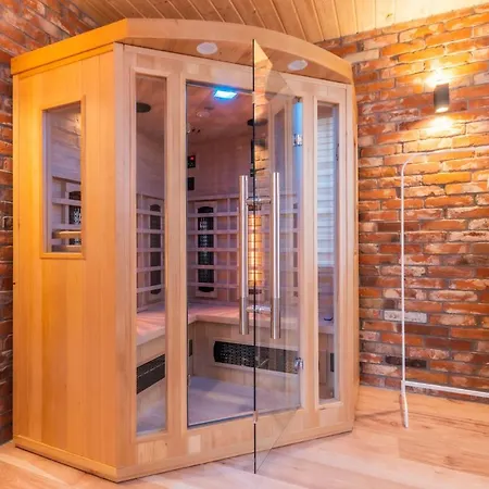 Bryza Z Sauna & Z Kominkami Apartman Jantar