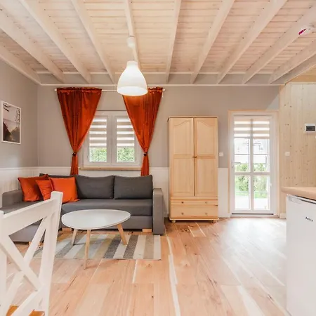 Bryza Z Sauna & Z Kominkami * Jantar