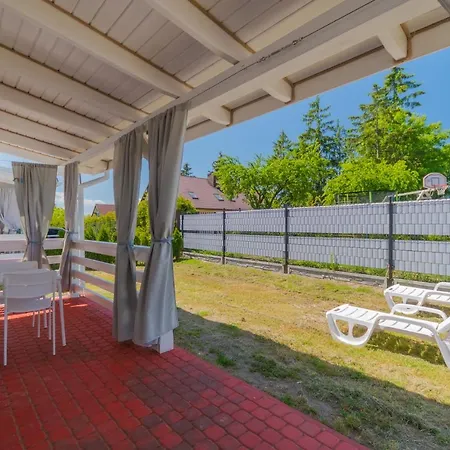 Bryza Z Sauna & Z Kominkami يانتار