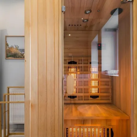 Bryza Z Sauna & Z Kominkami *