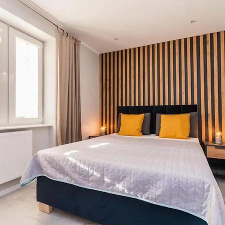 Bryza Z Sauna & Z Kominkami * Jantar