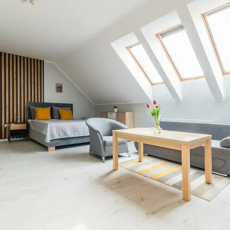 Bryza Z Sauna & Z Kominkami Jantar