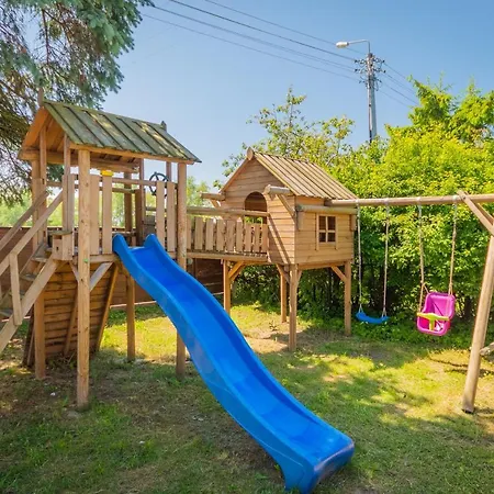 Bryza Z Sauna & Z Kominkami *