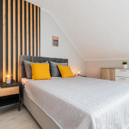 Bryza Z Sauna & Z Kominkami *