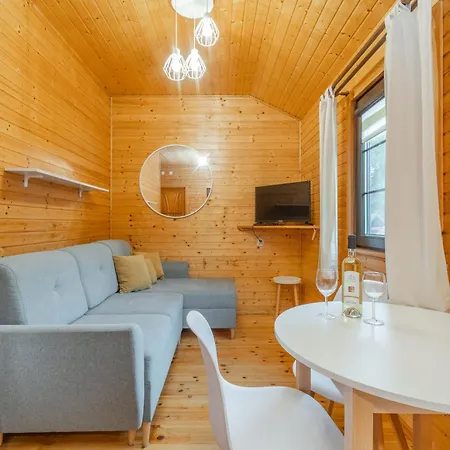 Bryza Z Sauna & Z Kominkami *