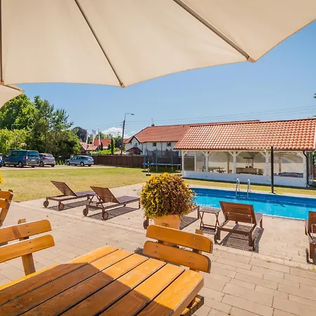 Apartamento Bryza Z Sauna & Z Kominkami *