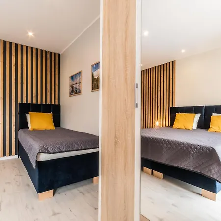 Bryza Z Sauna & Z Kominkami شقة