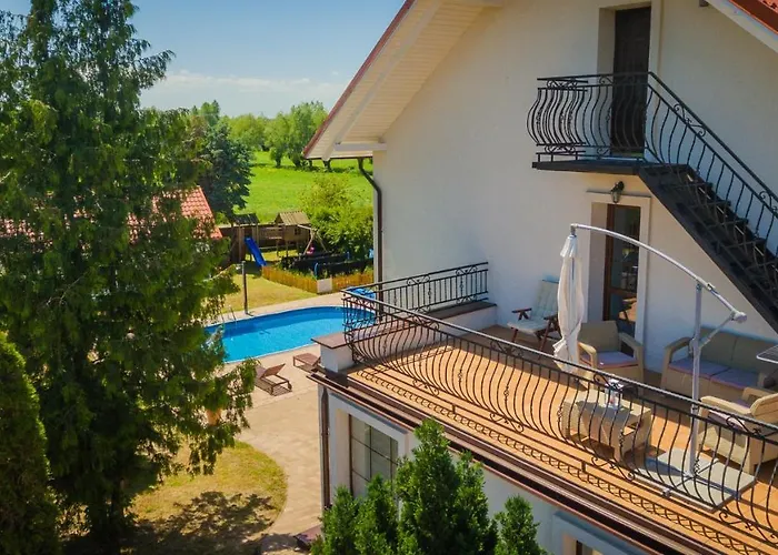 Bryza Z Sauna & Z Kominkami * ג'אנטאר